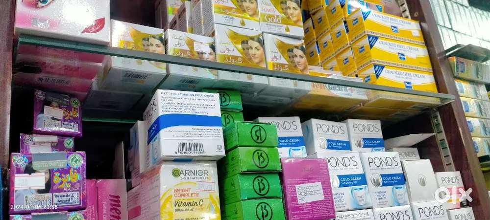 Wel menten beauty parlour bana hai