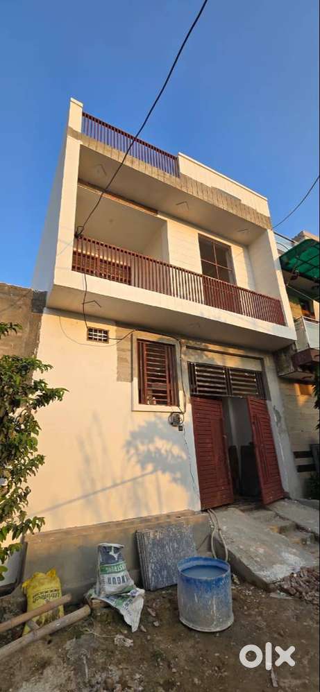 VILLAGE SIWAYA GANPATI PARK COLONY MODIPURAM MEERUT