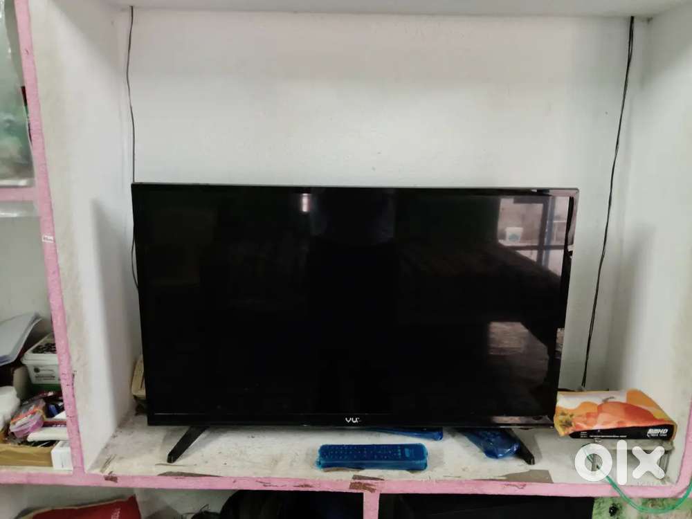 Vu 32 inches led tv