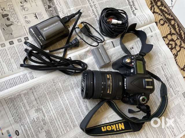 Nikon D90 with 18-200 Nikkor lens