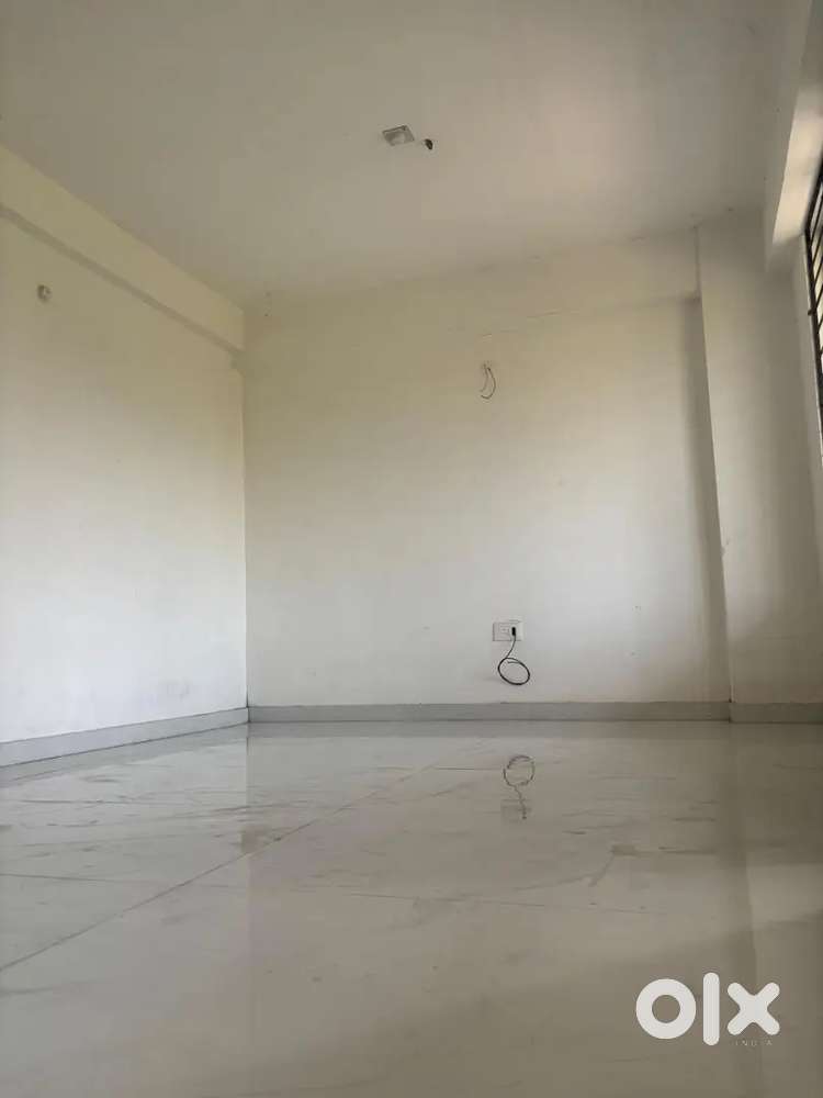 3bhk Flat With 2 washroom available for Rent At Hatigaon,Rent 18K