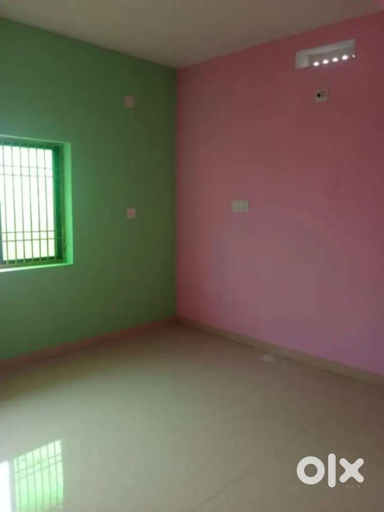 Comfortable 1BHK Rental in Prime Jagatpur with Parking!