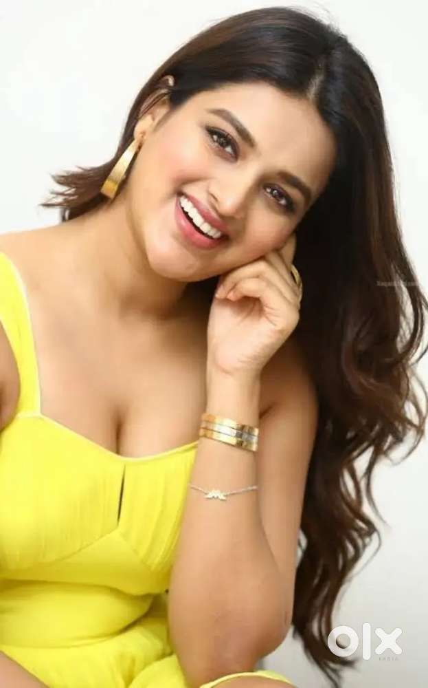 MODALIG & ACTING, FEMALES GOOD LOOKING