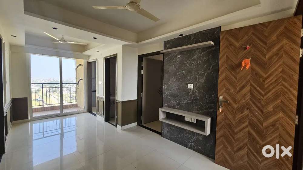 2BHK flat for Rent in Anukampa Sky Lounge