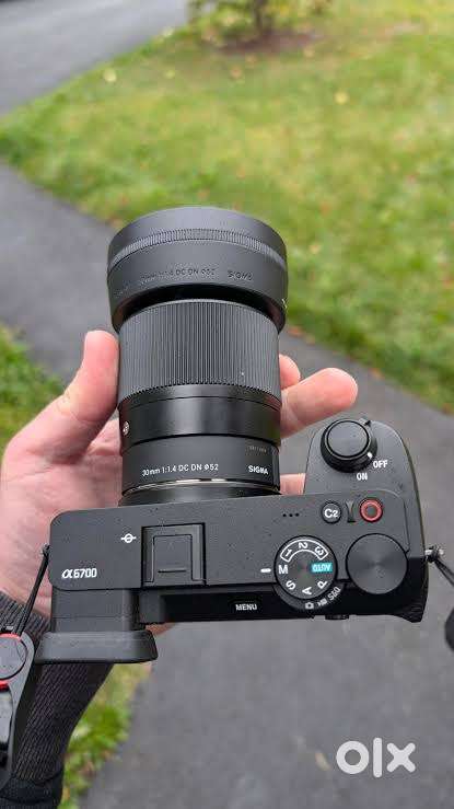Brand New Sony 18-105 mm f4 OSS & Sigma 30mm f1.4 E Mount APSC Lens