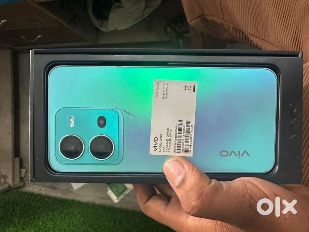 Vivo v25 5g all original abi tak phone khula bi nahi hai