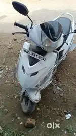 I have a white hero maestro scooty I want to sell it