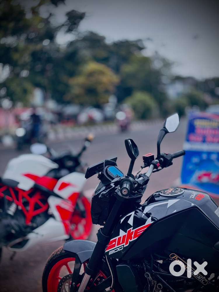 Ktm duke 200 . Black .Bike with excellent condition