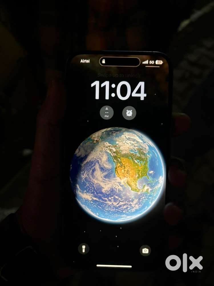Battery health 98  gb 128 8 months  brand-new condition 2 month war