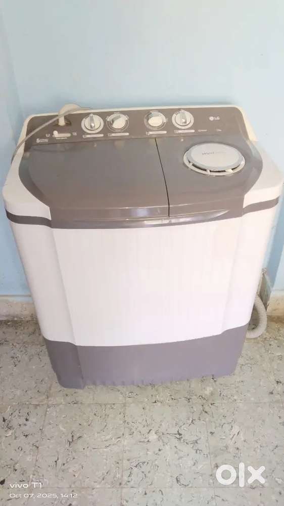 Company name LG with very good condition