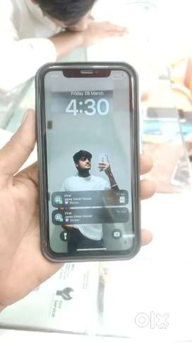 iPhone xr white colour
