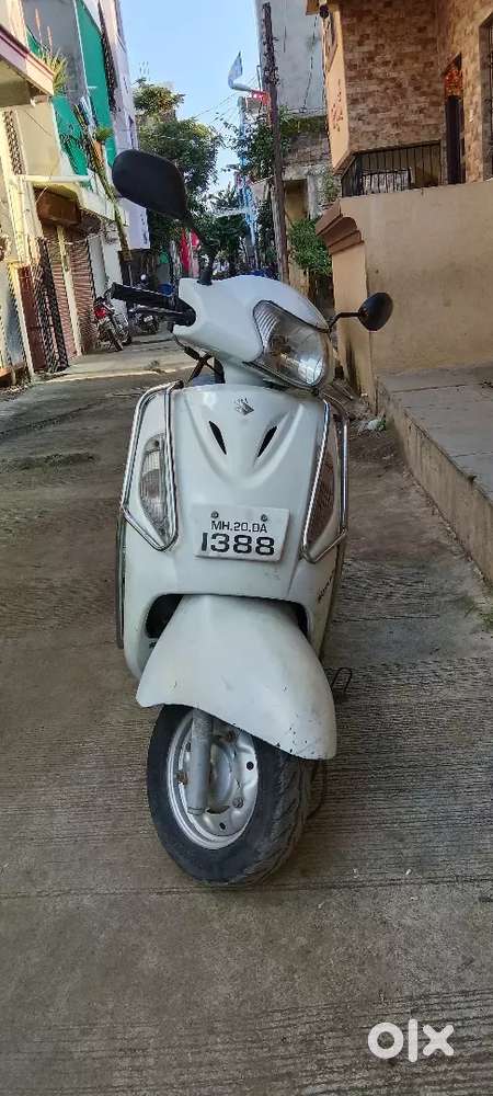 Access 125, Good conditiond, Iadies handed Scooty