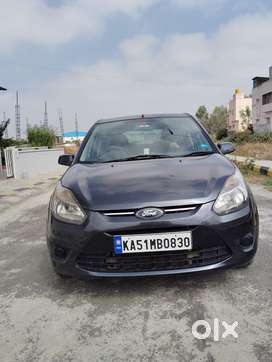Ford Figo, 2011, Petrol
