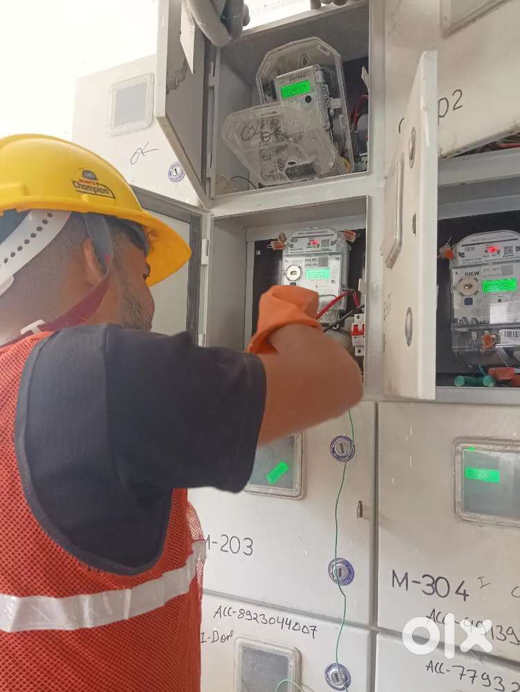 We are Hiring Technician & CI / MI Staff For Smart Meter installation.