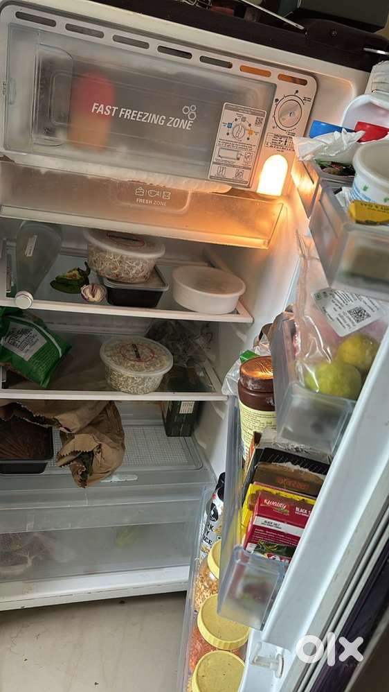 230 Lt 5* rated Fridge in mint condition for sale