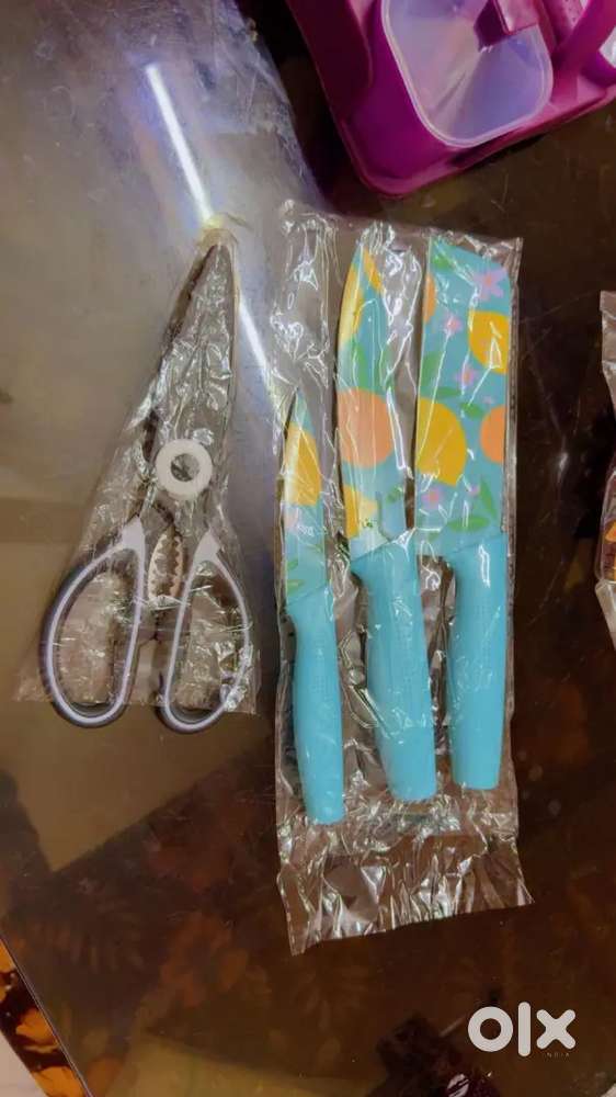 New Kitchen Items Knifes an Sciccor