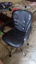 Study table and Hydraulic chair