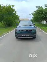 Mahindra XUV300, 2023, Petrol