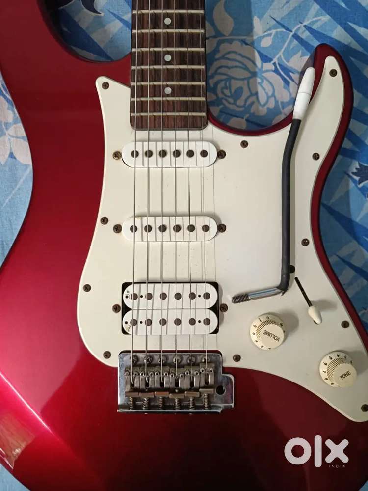 Yamaha Pacifica 012 Red Metallic Electric Guitar