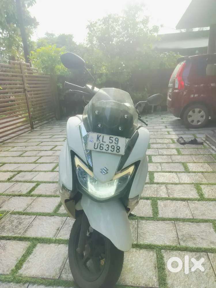 Urgent sale Suzuki Burgman