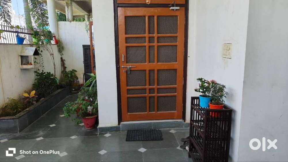 2 BHK Room set for Family and Girls