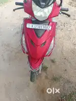 Red Hero Maestro Edge 2019 –Excellent Condition – ₹32,000 (Negotiable)