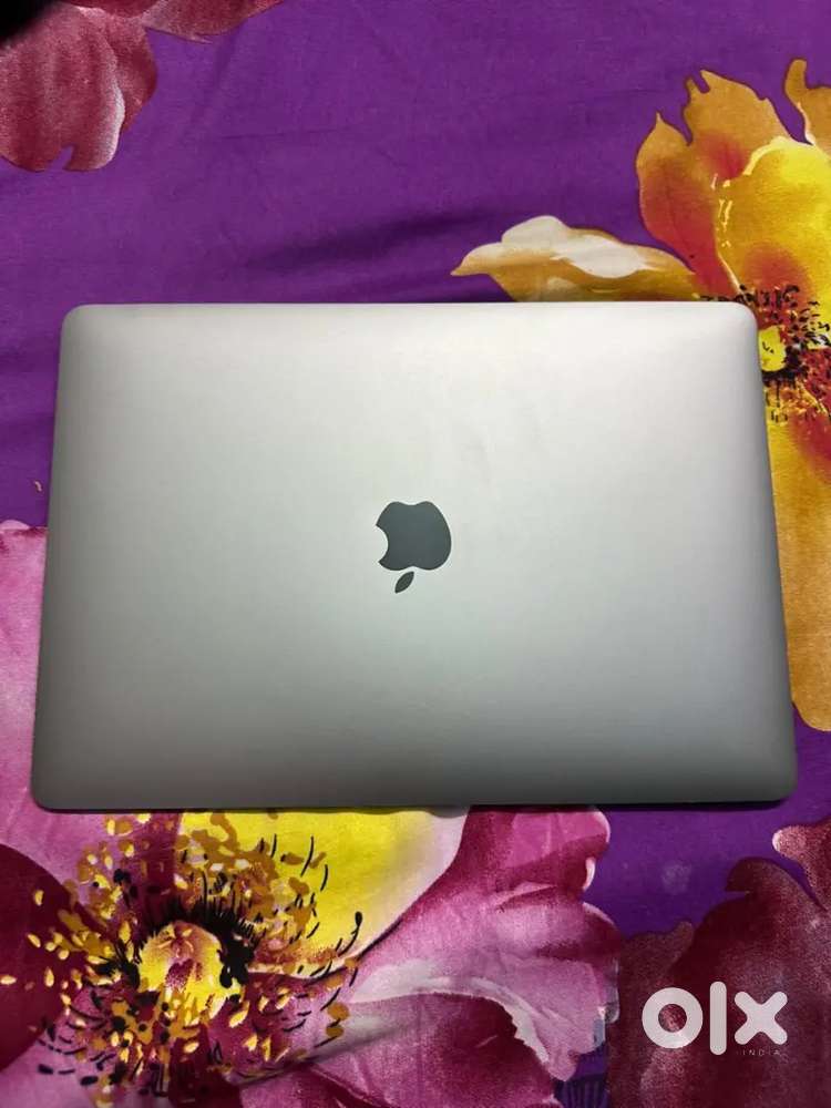 Macbook air m1 chip new condition