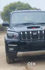 Showroom condition top modal capton seat 1 lakh extra loading