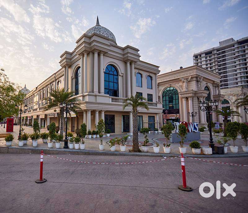 omaxe raal vrindavan plots/Flats for sale