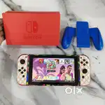 Nintendo switch V2 300gb with 60 game