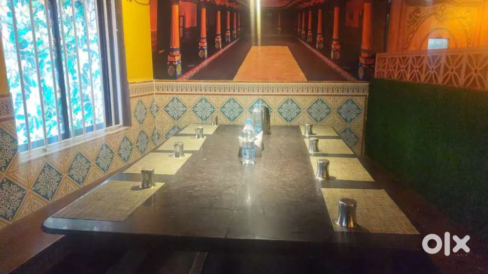 Restaurant staffs required