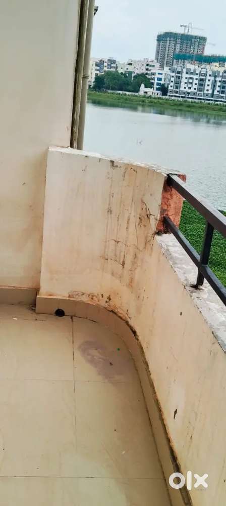 Single room only with attached bathroom and balcony