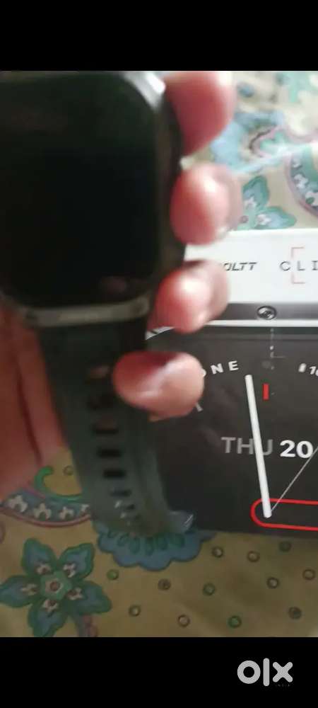 Fire boltt clickk android wristphone