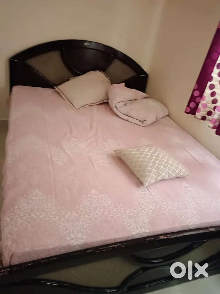 Queen size bed with storage box