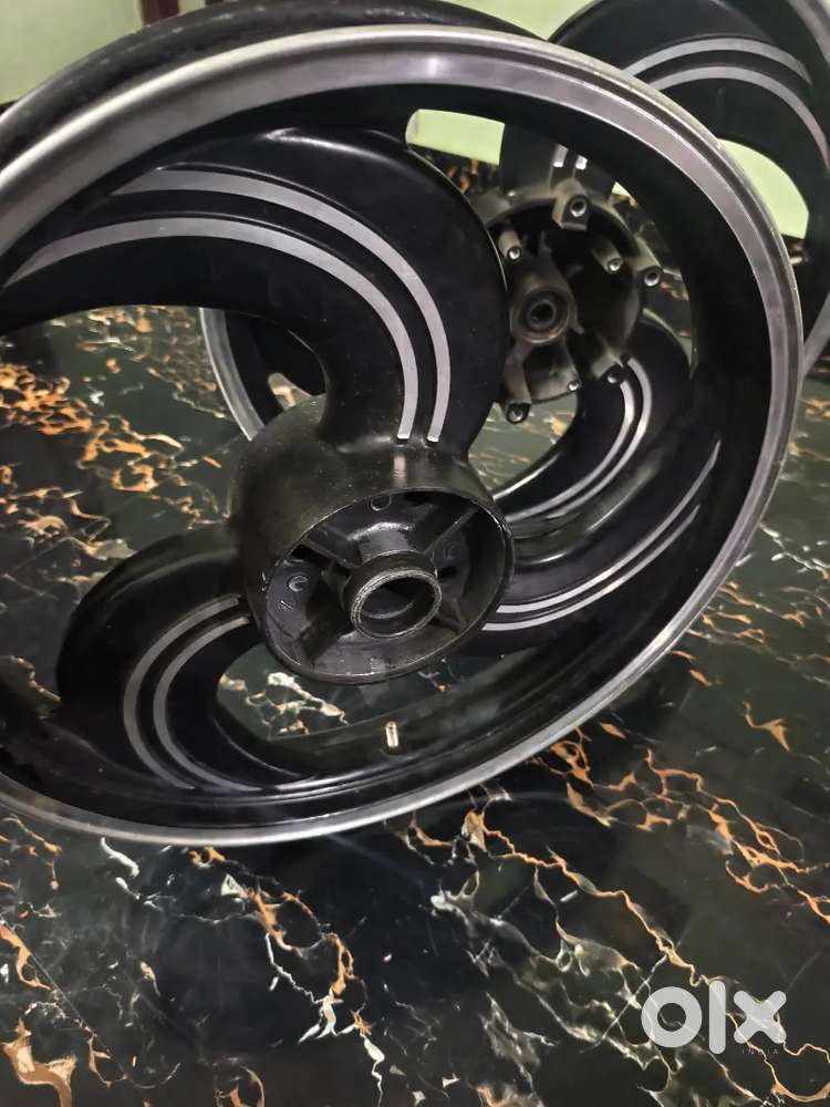 Royal Enfield classic 350 alloy wheels.