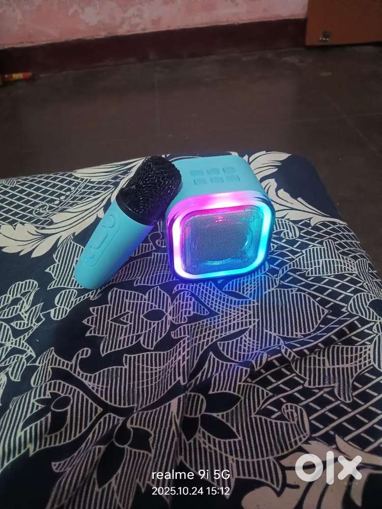 Bluetooth speaker Mike ke sath