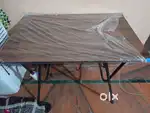 Portable folding table
