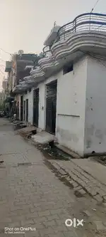 85 gaz makan / karkhane double front hyderabad palace 62 feeta road