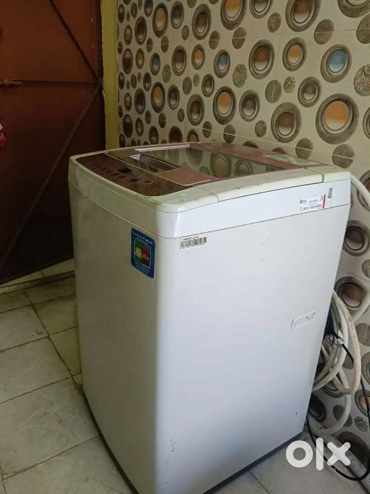LG Top loading 6 kg fully automatic washing machine