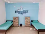 Priemum  hall bed for near by alkapuri area with fully furince
