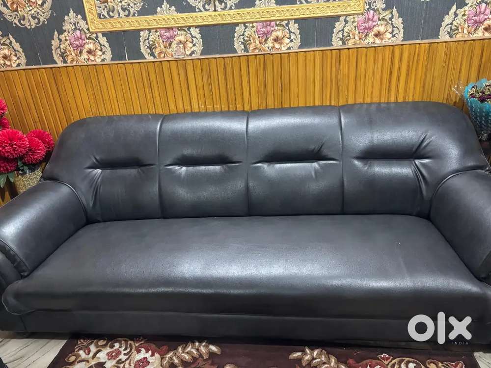 4 seater sofa