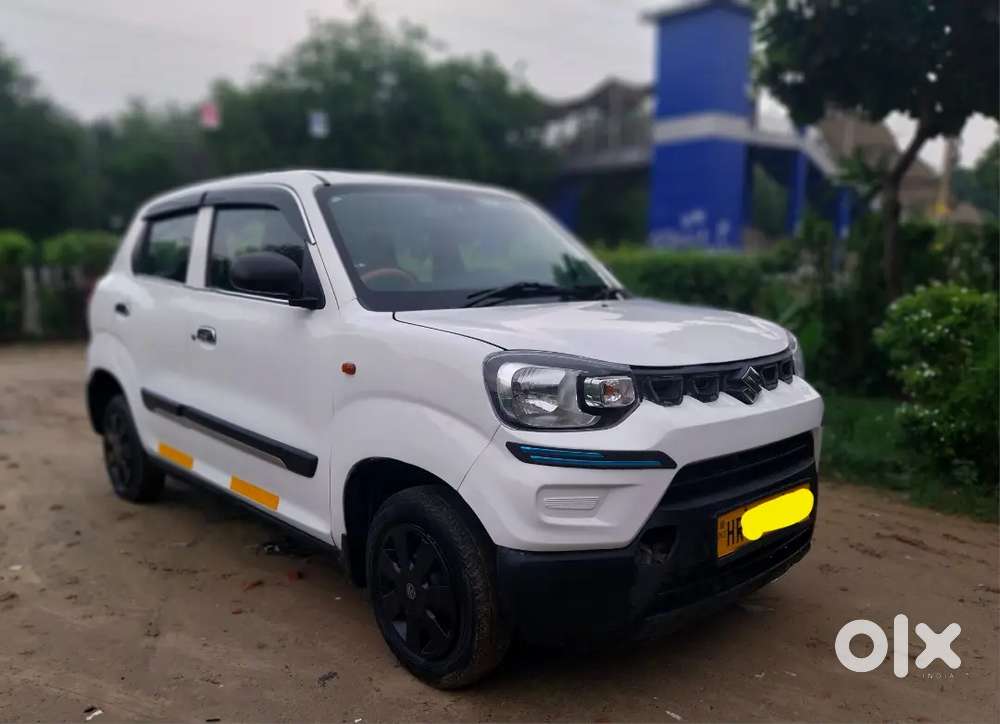 Commercial car Maruti Suzuki spresso CNG