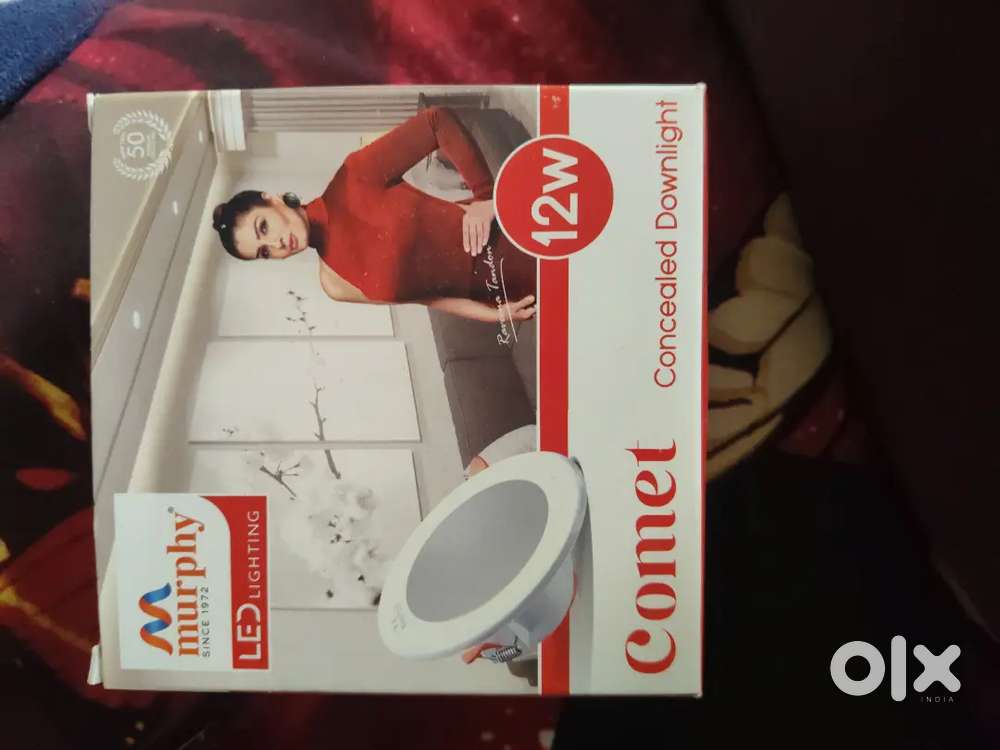 Brand new  Murphy ceiling light 5 peice and 7 spotlight