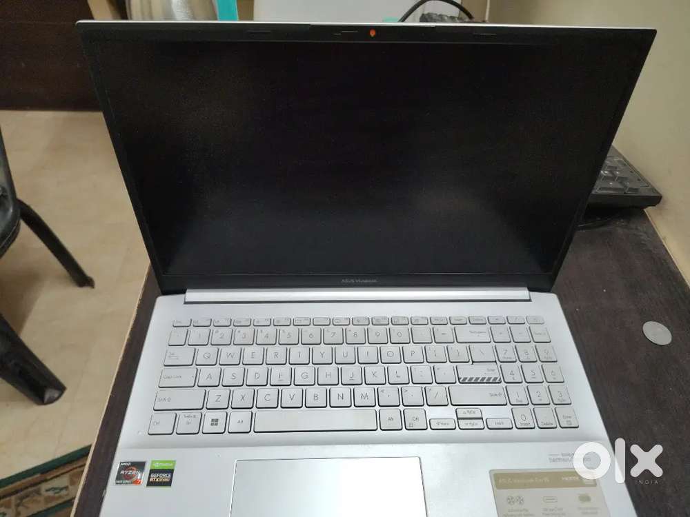 10 month old laptop asus pro 15 on sale