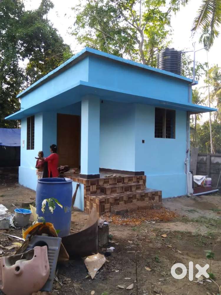 HOME FOR SALE AT THIRUVANKULAM