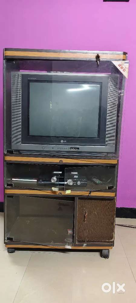 LG TV&GLASS DOORS TV STAND