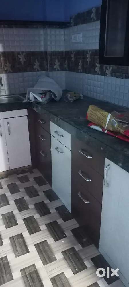 Morning star school ke samne