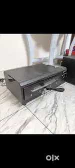 Pizza maker machine