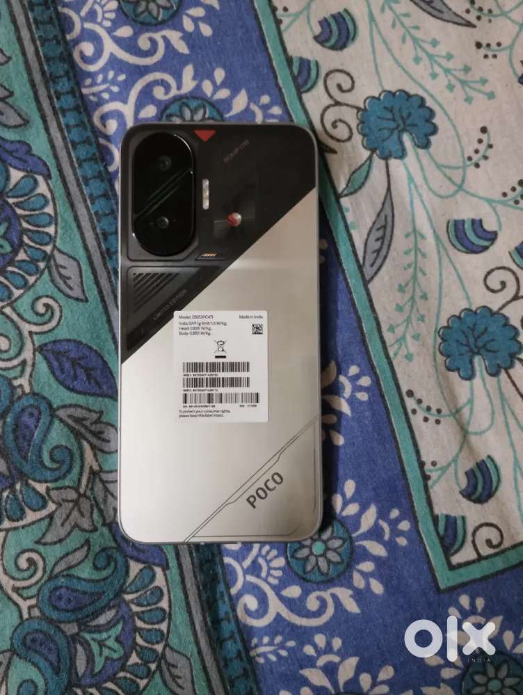 Poco F7 smartphone, 12 GB RAM, Snapdragon 8s gen 4, 512 GB storage