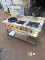 Burner range for restaurant kitchens